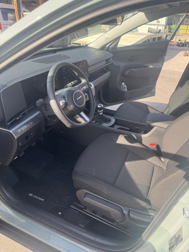 
								Hyundai Kona 1,0 T-GDI *JAMSTVO 5 GOD* full									