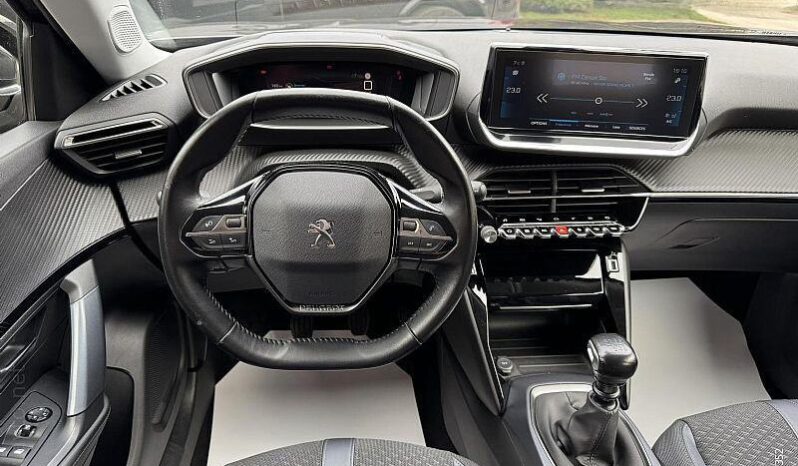 
								Peugeot 2008 1,2 PureTech Allure *JAMSTVO 12 Mjeseci* CIJENA S PDV! full									