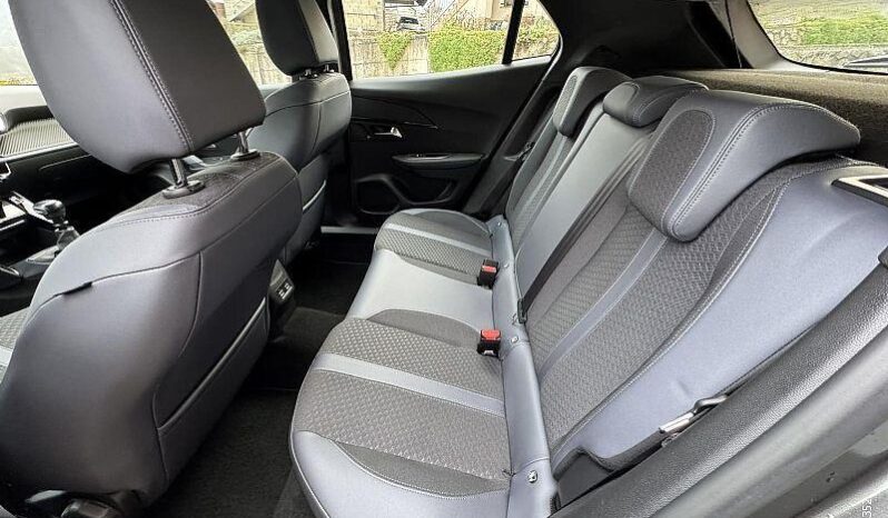 
								Peugeot 2008 1,2 PureTech Allure *JAMSTVO 12 Mjeseci* CIJENA S PDV! full									