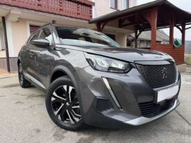 Peugeot 2008 1,2 PureTech Allure *JAMSTVO 12 Mjeseci* CIJENA S PDV!