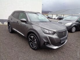 Peugeot 2008 1,2 PureTech *JAMSTVO 12 Mjeseci* CIJENA S PDV!