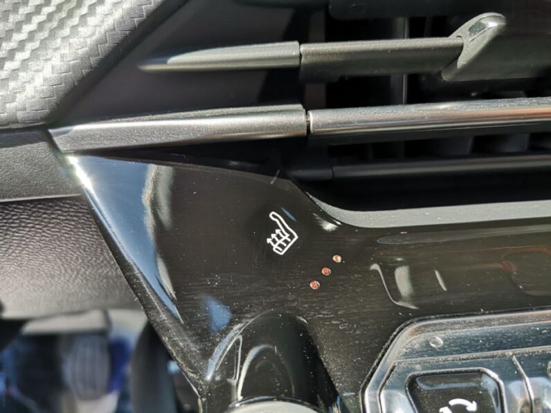 
								Peugeot 208 1,2 Active Pack *JAMSTVO 12 Mjeseci* CIJENA DO REG! full									