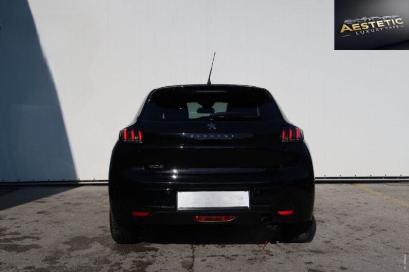 
								Peugeot 208 1,2 ALLURE *JAMSTVO 12 Mjeseci* CIJENA S PDV! full									