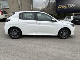 Peugeot 208 1,2 PureTech *JAMSTVO 12 Mjeseci* CIJENA S PDV!!
