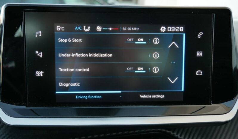 
								Peugeot 208 1,2 PureTech *JAMSTVO 12 Mjeseci* CIJENA DO REG! full									