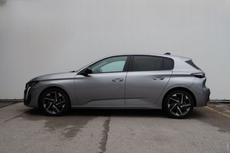 
								Peugeot 308 1,2 ActivePack Allure *JAMSTVO 12 MJESECI* CIJENA DO REG! full									