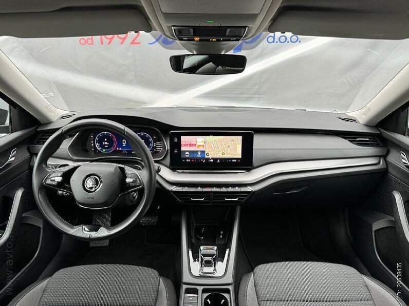 
								Škoda Octavia 2,0 TDI Ambition DSG *JAMSTVO 12 Mjeseci* CIJENA S PDV! full									