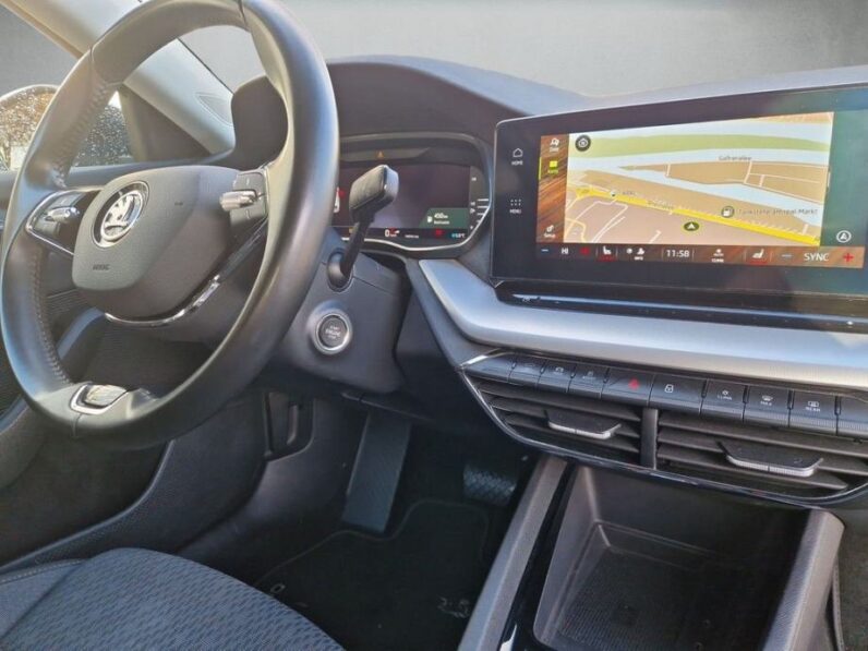 
								Škoda Octavia Combi 2,0 TDI DSG *JAMSTVO 12 Mjeseci* CIJENA S PDV! full									