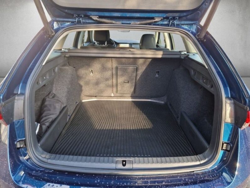 
								Škoda Octavia Combi 2,0 TDI DSG *JAMSTVO 12 Mjeseci* CIJENA S PDV! full									