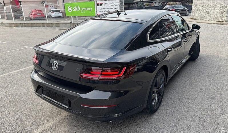 
								VW Arteon 2,0 TDI Bussine *JAMSTVO 12 Mjeseci* CIJENA S PDV! full									