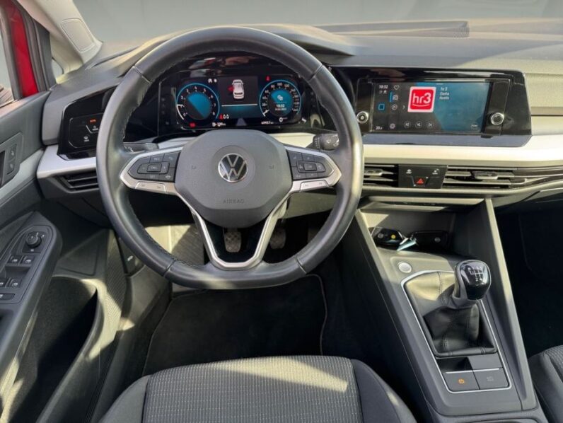 
								VW Golf 8 1,0 TSI *JAMSTVO 12 MJESECI* CIJENA DO REG!! full									
