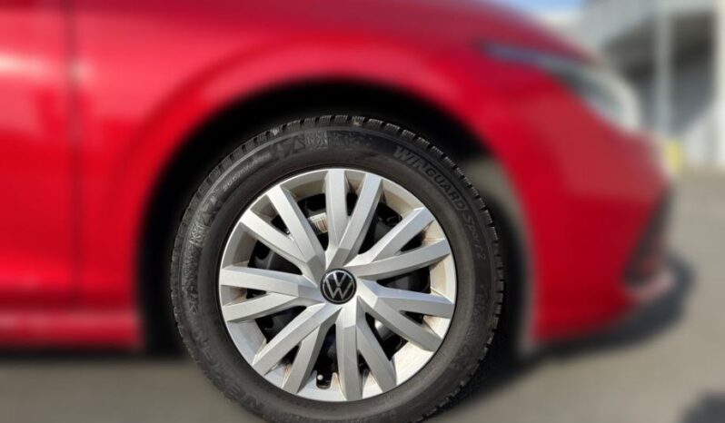 
								VW Golf 8 1,0 TSI *JAMSTVO 12 MJESECI* CIJENA DO REG!! full									