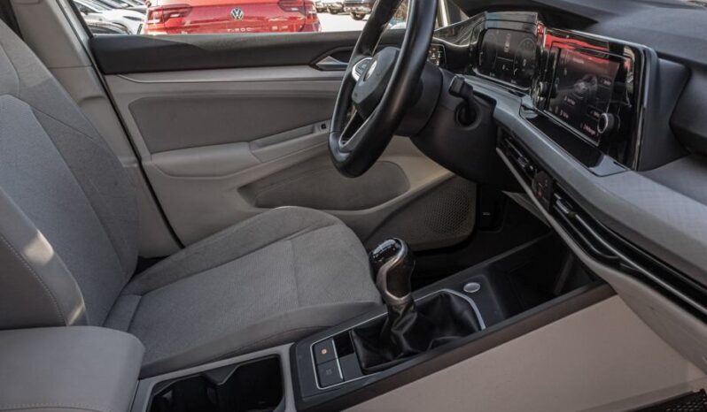 
								VW Golf 8 1,0 TSI *JAMSTVO 12 MJESECI* CIJENA DO REG!! full									