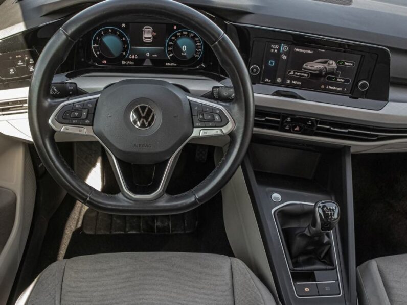 
								VW Golf 8 1,0 TSI *JAMSTVO 12 MJESECI* CIJENA DO REG!! full									