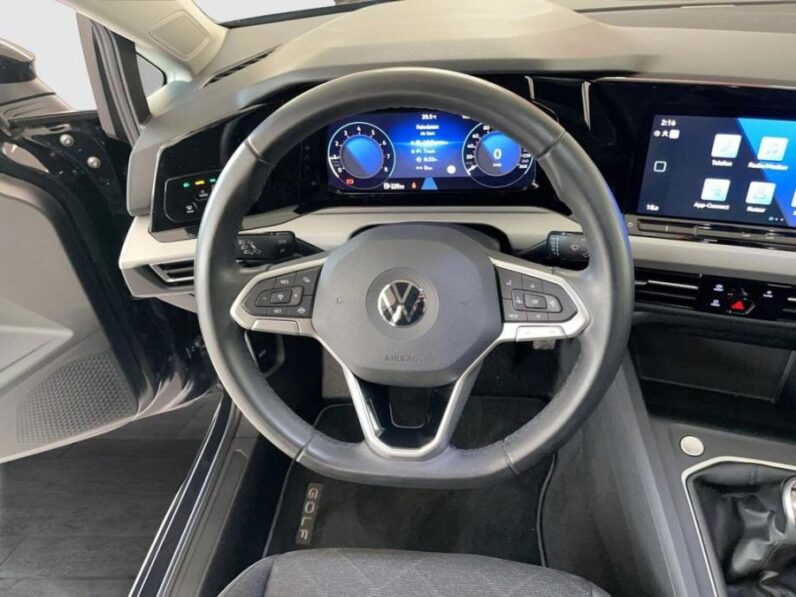 
								VW Golf 8 1,5 TSI *JAMSTVO 12 MJESECI* CIJENA DO REG!! full									