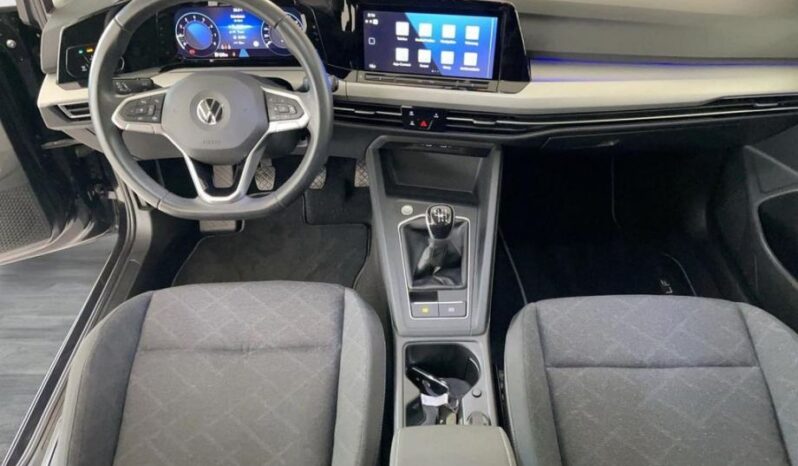 
								VW Golf 8 1,5 TSI *JAMSTVO 12 MJESECI* CIJENA DO REG!! full									