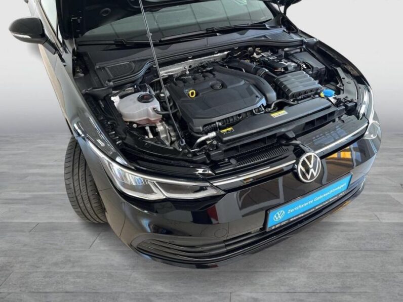 
								VW Golf 8 1,5 TSI *JAMSTVO 12 MJESECI* CIJENA DO REG!! full									