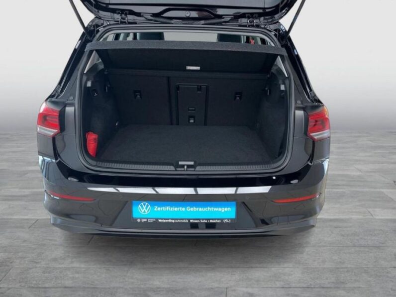 
								VW Golf 8 1,5 TSI *JAMSTVO 12 MJESECI* CIJENA DO REG!! full									