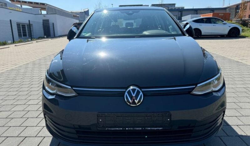 
								VW Golf 8 2,0 TDI *JAMSTVO 12 Mjeseci* CIJENA DO REG! full									