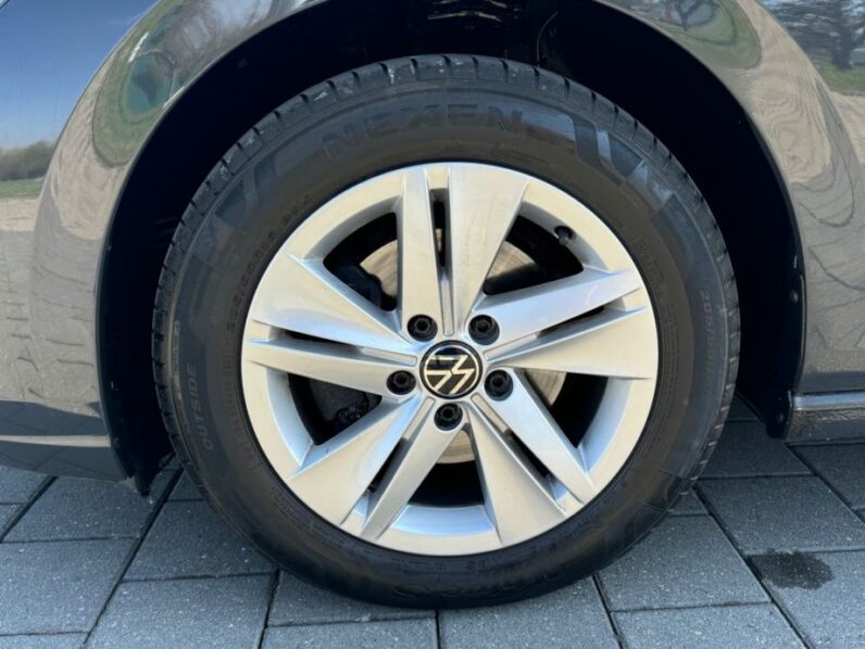 
								VW Golf 8 2,0 TDI *JAMSTVO 12 Mjeseci* CIJENA DO REG! full									