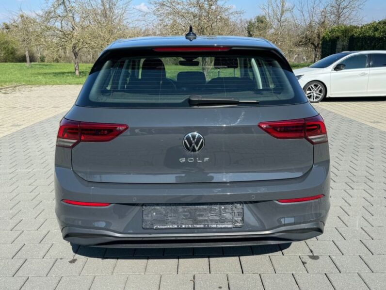 
								VW Golf 8 2,0 TDI *JAMSTVO 12 Mjeseci* CIJENA DO REG! full									