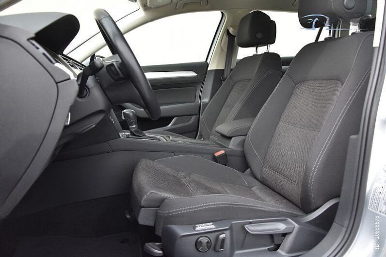 
								VW Passat Variant 2,0 TDI Comfort *JAMSTVO 12 Mjeseci* CIJENA S PDV! full									