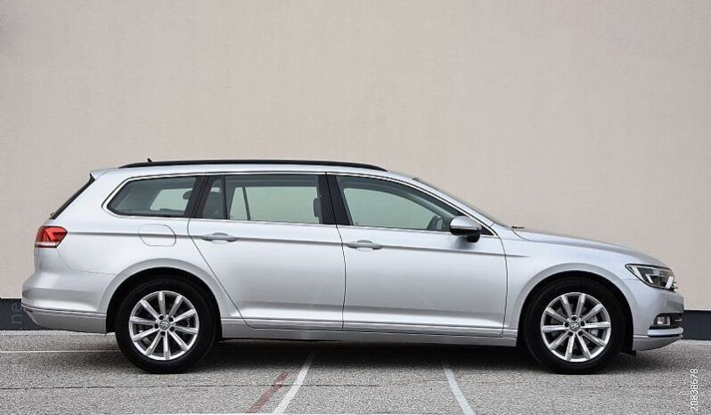 
								VW Passat Variant 2,0 TDI Comfort *JAMSTVO 12 Mjeseci* CIJENA S PDV! full									