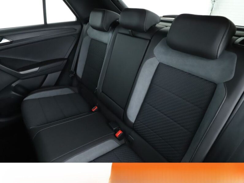 
								VW T-Roc 1,5 TSI R-Line *JAMSTVO 12 Mjeseci* CIJENA DO REG! full									