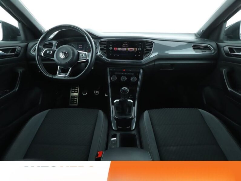 
								VW T-Roc 1,5 TSI R-Line *JAMSTVO 12 Mjeseci* CIJENA DO REG! full									