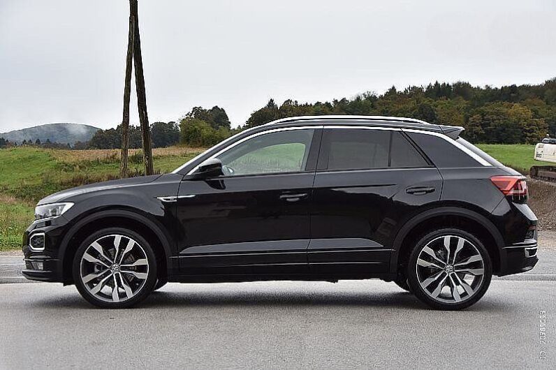 
								VW T-Roc 1,5 TSI R-Line *JAMSTVO 12 Mjeseci* CIJENA S PDV! full									