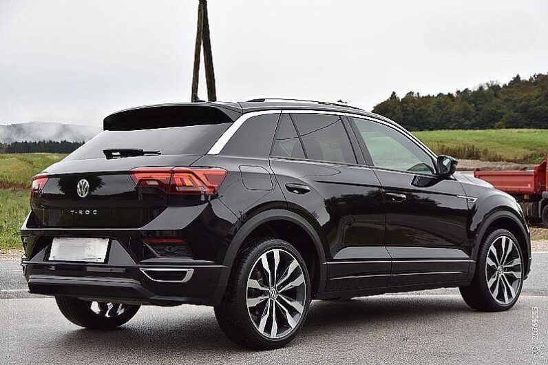 
								VW T-Roc 1,5 TSI R-Line *JAMSTVO 12 Mjeseci* CIJENA S PDV! full									