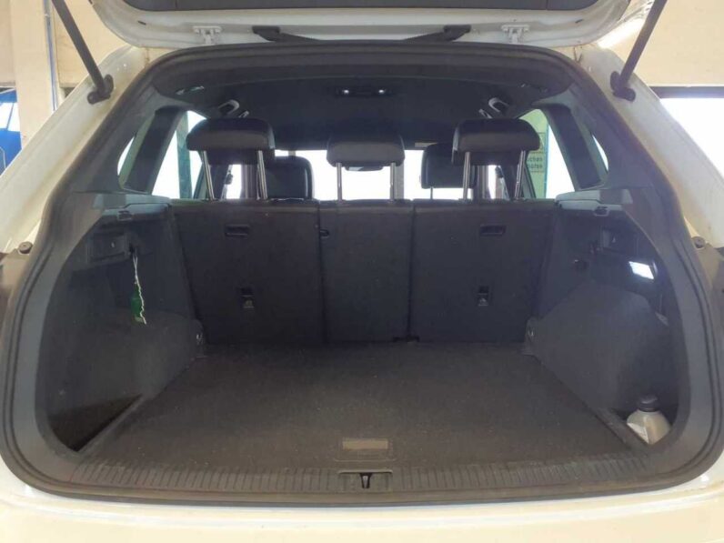 
								VW Tiguan 2,0 R-Line *JAMSTVO 12 Mjeseci* CIJENA S PDV! full									