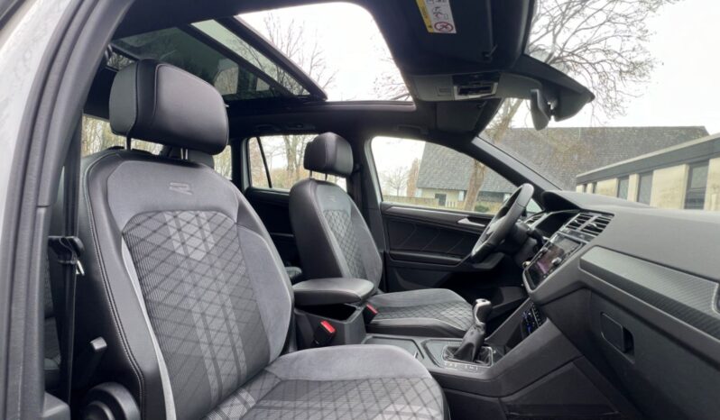 
								VW Tiguan 2,0 R-Line *JAMSTVO 12 Mjeseci* CIJENA S PDV! full									