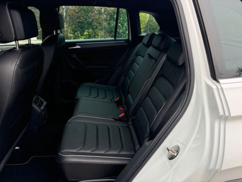 
								VW Tiguan 2,0 TDI R-Line *JAMSTVO 12 Mjeseci* CIJENA S PDV! full									