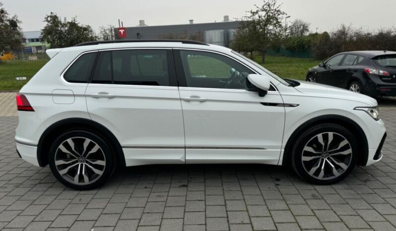 
								VW Tiguan 2,0 TDI R-Line *JAMSTVO 12 Mjeseci* CIJENA S PDV! full									