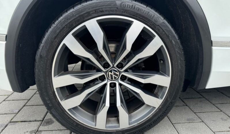 
								VW Tiguan 2,0 TDI R-Line *JAMSTVO 12 Mjeseci* CIJENA S PDV! full									
