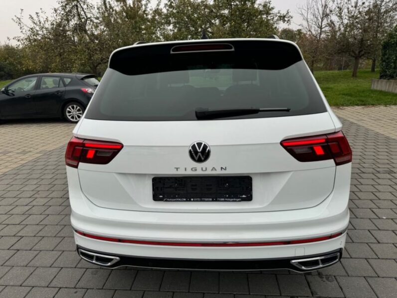 
								VW Tiguan 2,0 TDI R-Line *JAMSTVO 12 Mjeseci* CIJENA S PDV! full									