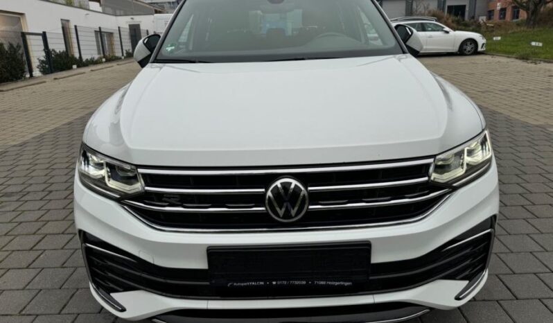 
								VW Tiguan 2,0 TDI R-Line *JAMSTVO 12 Mjeseci* CIJENA S PDV! full									