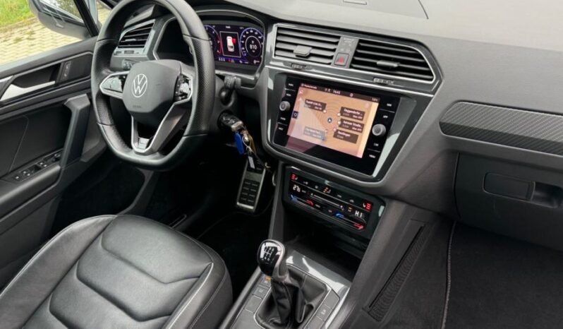 
								VW Tiguan 2,0 TDI R-Line *JAMSTVO 12 Mjeseci* CIJENA S PDV! full									