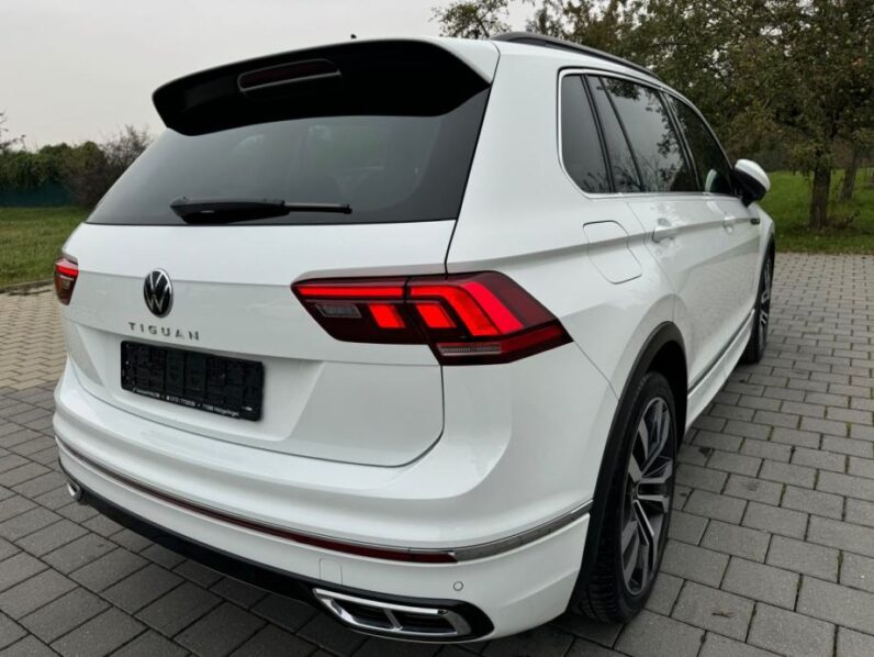 
								VW Tiguan 2,0 TDI R-Line *JAMSTVO 12 Mjeseci* CIJENA S PDV! full									