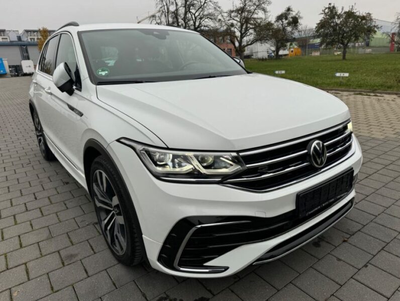 
								VW Tiguan 2,0 TDI R-Line *JAMSTVO 12 Mjeseci* CIJENA S PDV! full									