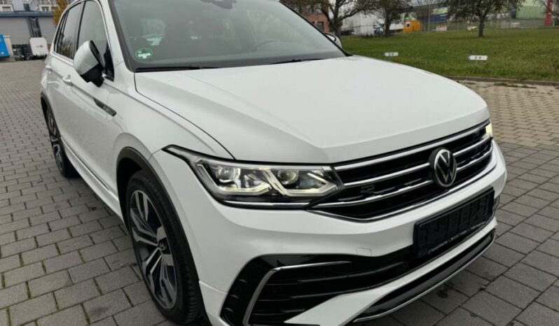 
								VW Tiguan 2,0 TDI R-Line *JAMSTVO 12 Mjeseci* CIJENA S PDV! full									
