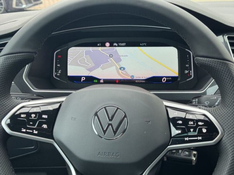 
								VW Tiguan 2,0 TDI R-Line *JAMSTVO 12 Mjeseci* CIJENA S PDV! full									