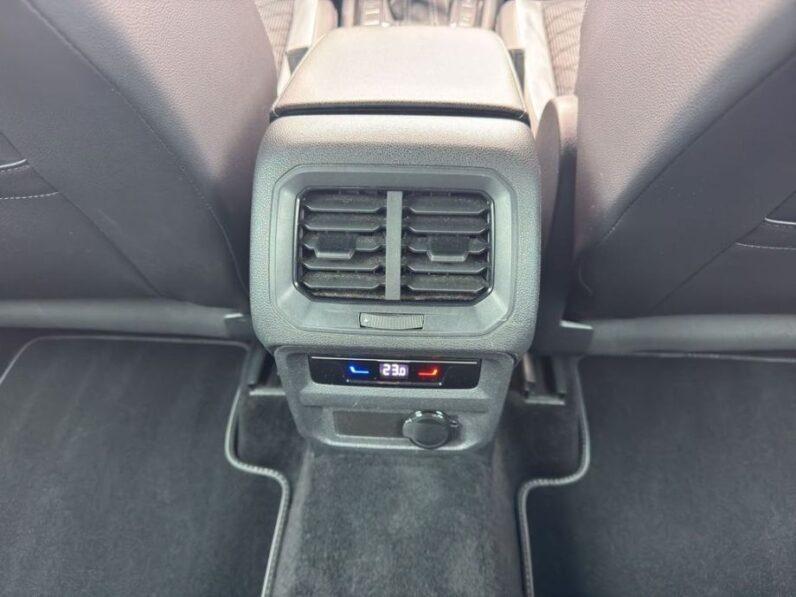 
								VW Tiguan 2,0 TDI R-Line *JAMSTVO 12 Mjeseci* CIJENA S PDV! full									