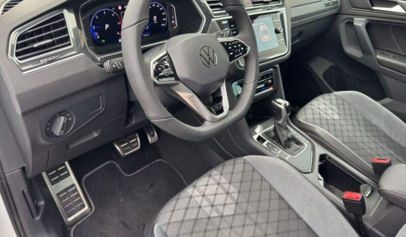 
								VW Tiguan 2,0 TDI R-Line *JAMSTVO 12 Mjeseci* CIJENA S PDV! full									