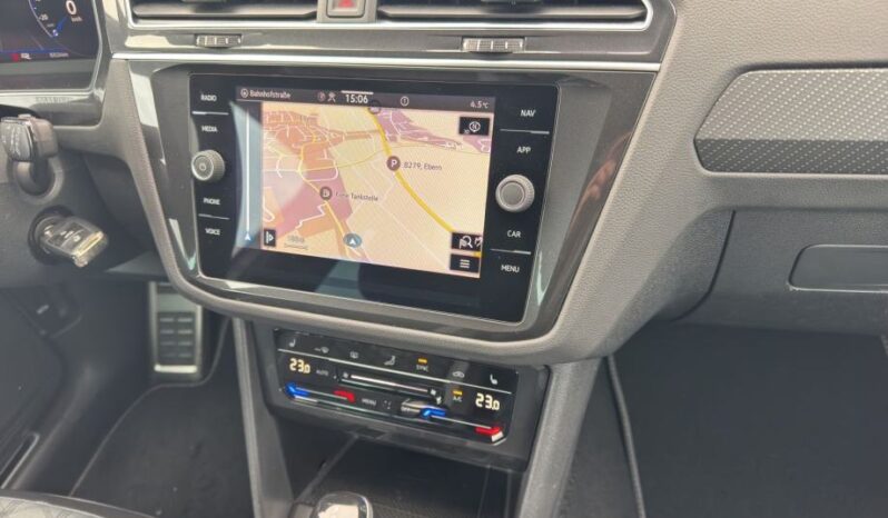 
								VW Tiguan 2,0 TDI R-Line *JAMSTVO 12 Mjeseci* CIJENA S PDV! full									