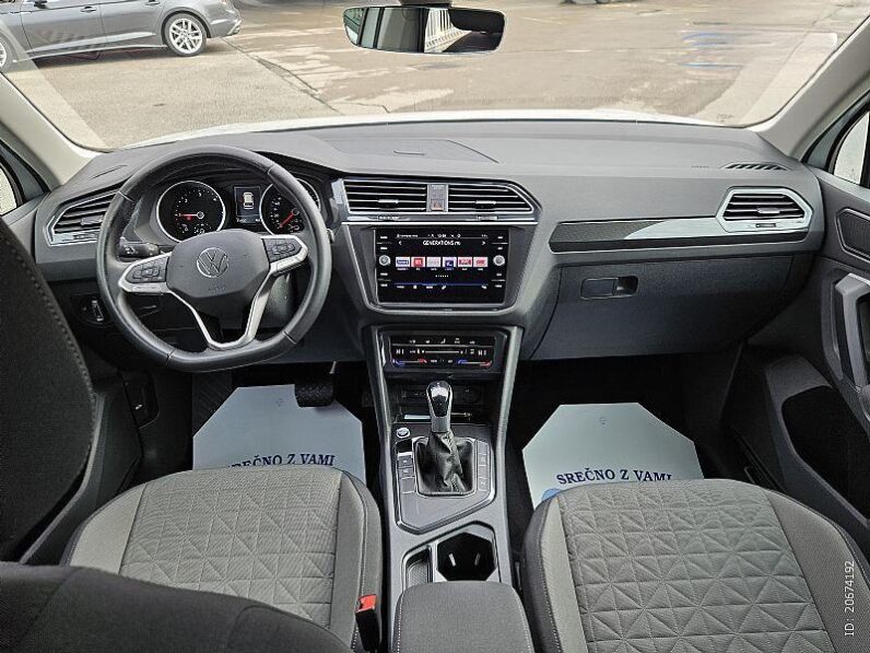 
								VW Tiguan 2,0 TDI SCR BMT *JAMSTVO 12 Mjeseci* CIJENA S PDV! full									