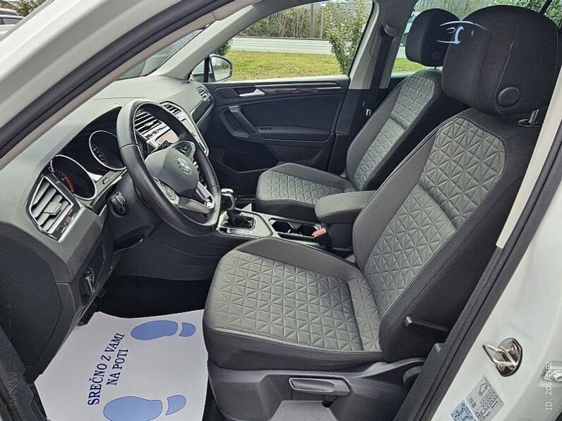 
								VW Tiguan 2,0 TDI SCR BMT *JAMSTVO 12 Mjeseci* CIJENA S PDV! full									