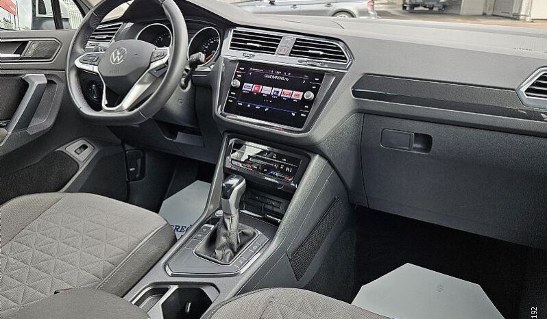 
								VW Tiguan 2,0 TDI SCR BMT *JAMSTVO 12 Mjeseci* CIJENA S PDV! full									