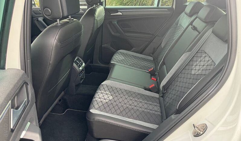
								VW Tiguan 2,0 TDI R-Line *JAMSTVO 12 Mjeseci* CIJENA S PDV! full									